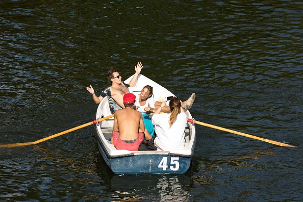 Hot Summer Weather Hits London