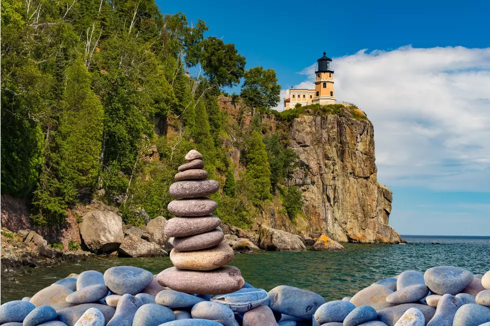 Minnesota’s Split Rock Lighthouse Warns Against Trendy Activity