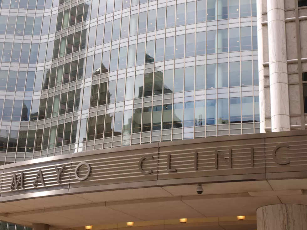 Mayo Clinic Suggests COVID Test for Those Attending Trump Rally